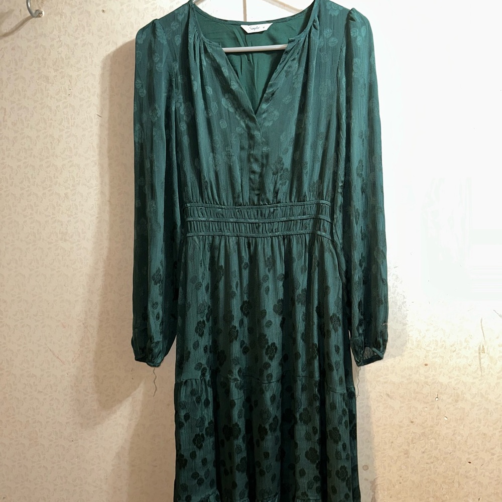 Simple Teal Long-Sleeve V-Neck Tiered Dress